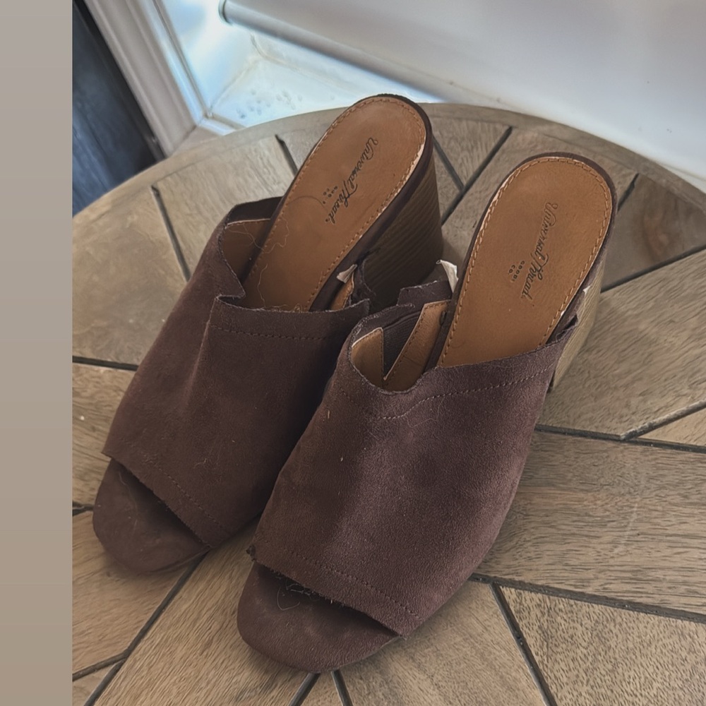 Suede feel open toe wedge 7 1/2